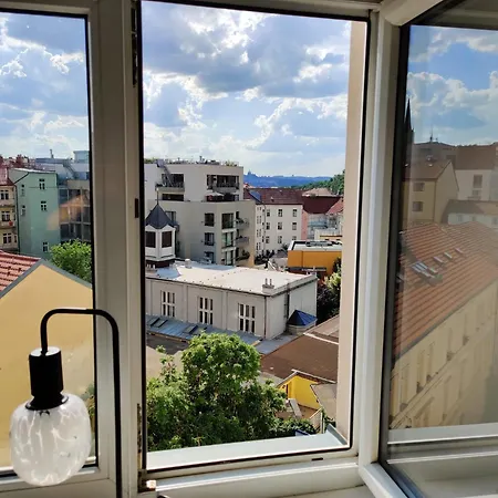 Zizkov - Near Center *