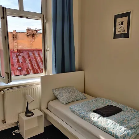 Zizkov - Near Center Pensión