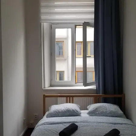 Zizkov - Near Center *