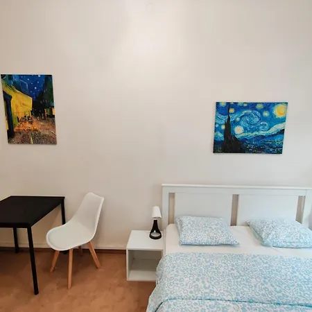 Zizkov - Near Center Praga