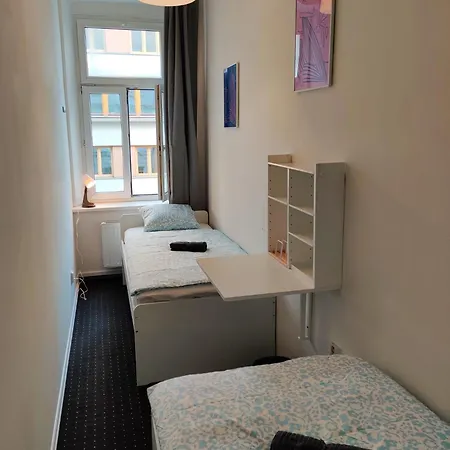 Pensión Zizkov - Near Center Praga