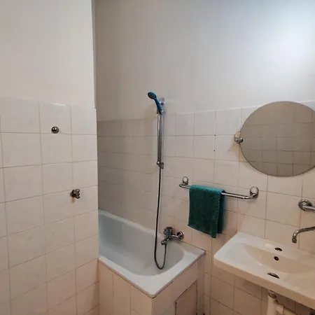 Pensión Zizkov - Near Center