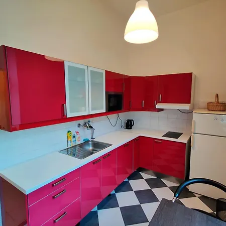 Pensión Zizkov - Near Center