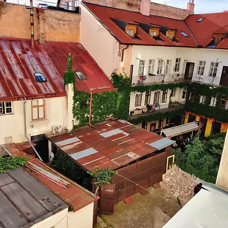 Zizkov - Near Center Praha
