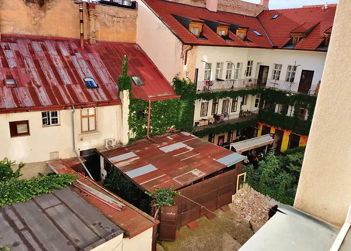 Zizkov - Near Center Praag